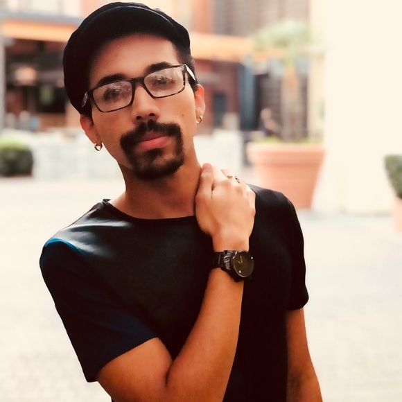 Meet your Posher, Parrish - Picture 1 of 1